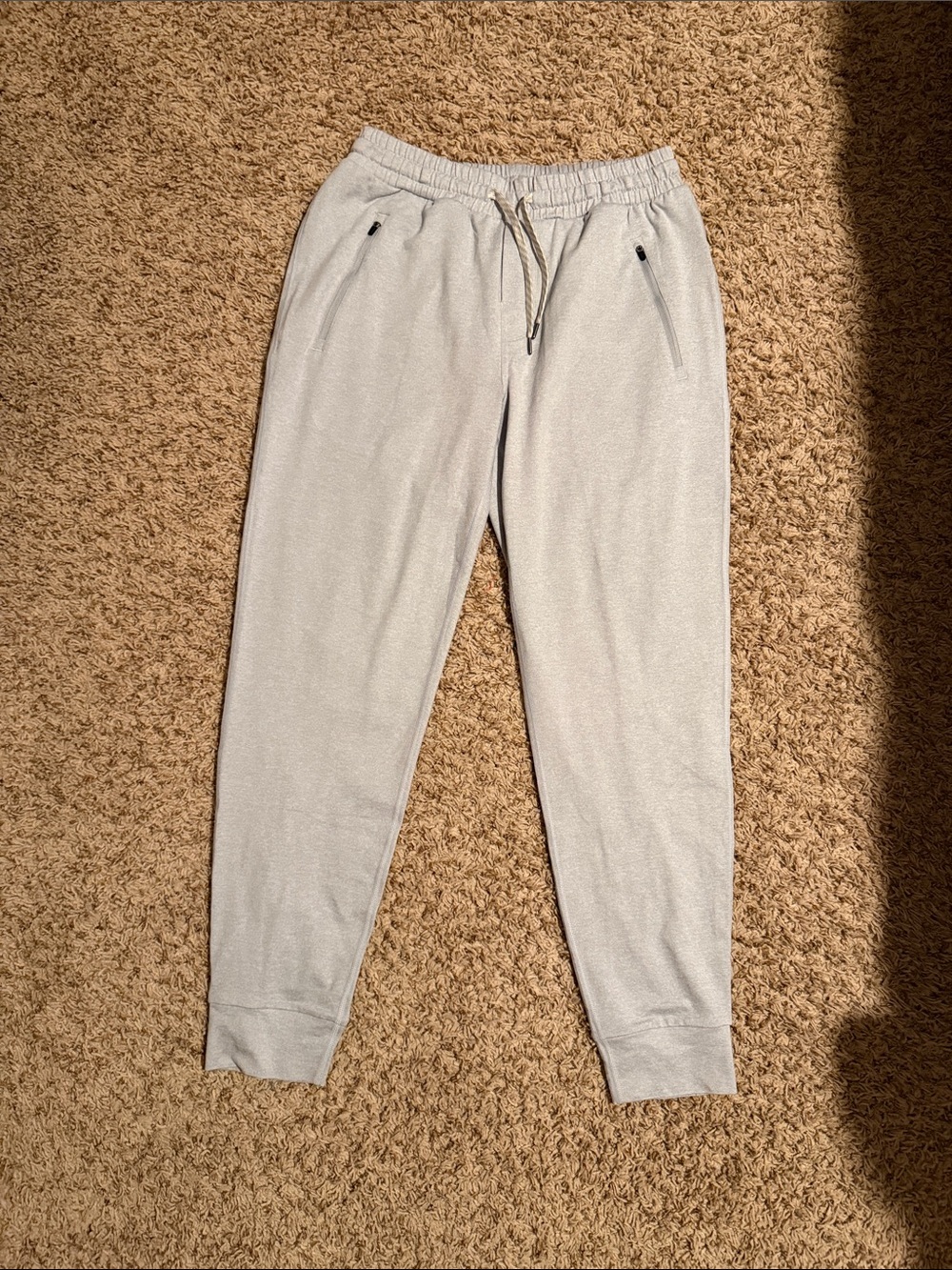 Vuori Light Gray Men's Joggers with Zip Pockets
